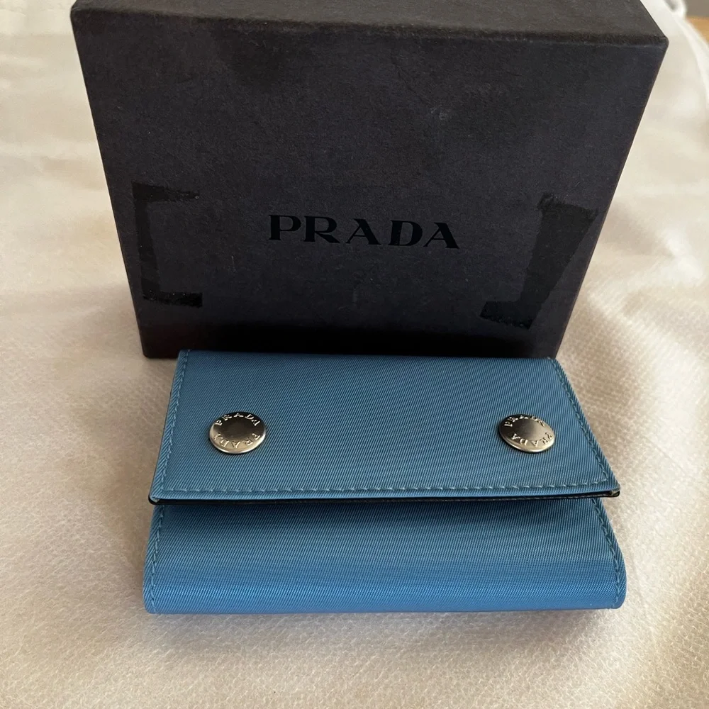 Prada Key Case - Picture 1 of 11